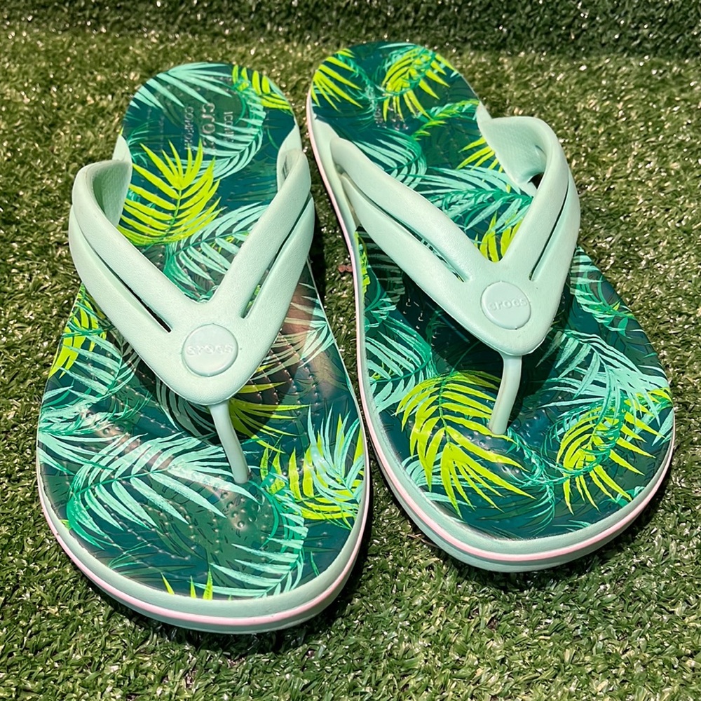 Crocs Women’s Crocband Flip Flops In Neo Mint Iconic … Gem